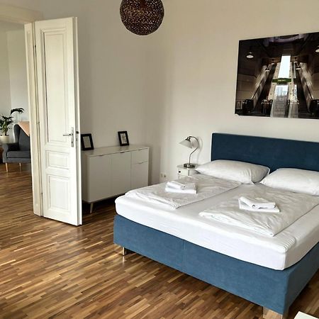 Casa Nostra - Sonnige Wohnung Direkt Am Augarten Vienna Luaran gambar