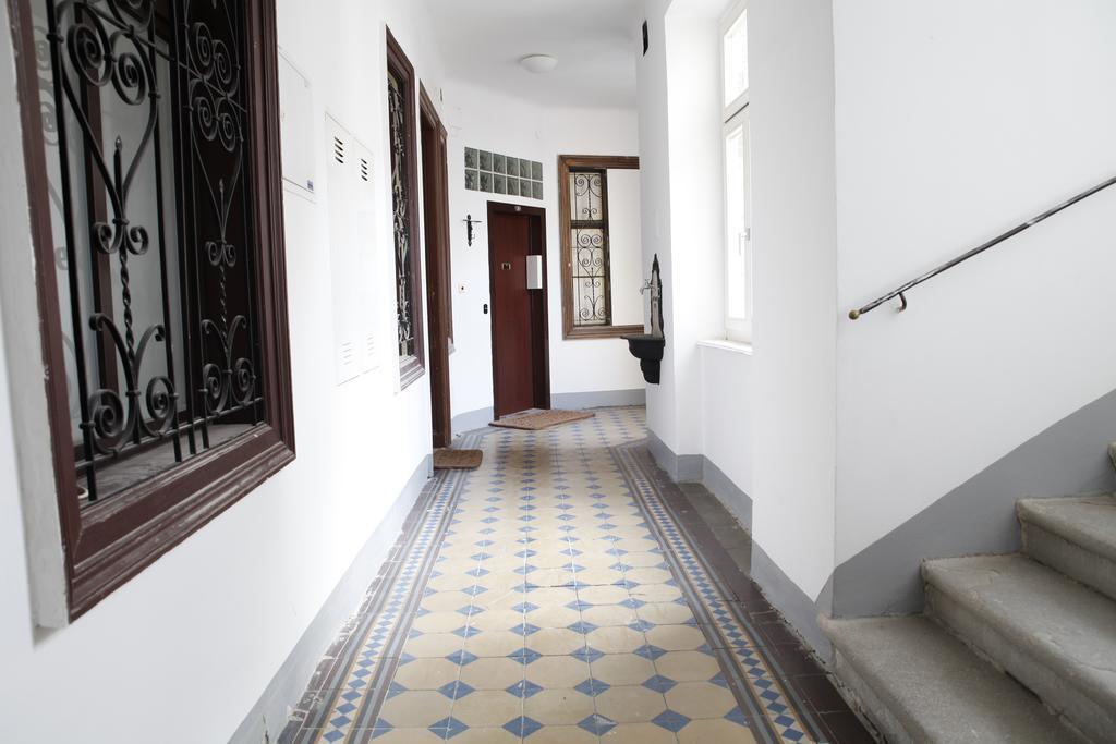 Casa Nostra - Sonnige Wohnung Direkt Am Augarten Vienna Luaran gambar
